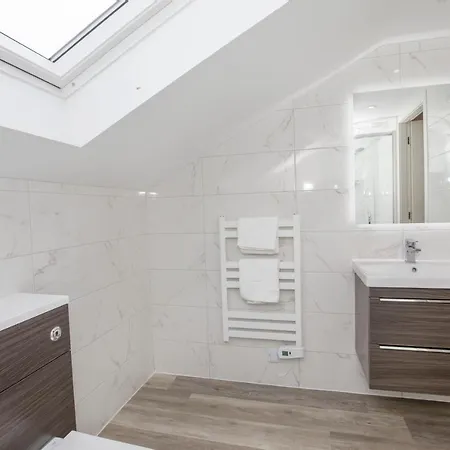 Luxury Apartments, Bishopthorpe Rd * 约克